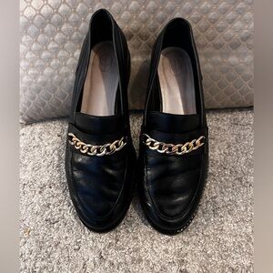 💥Porte & Paire 💥 Chain embellished Loafers size 38